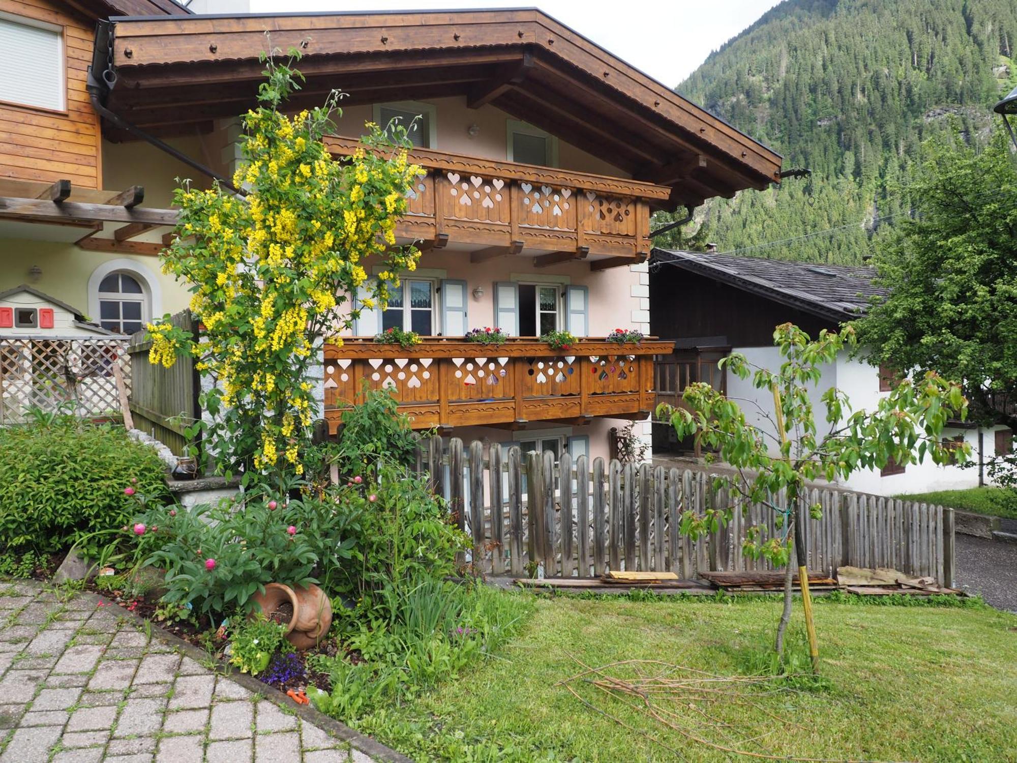 Appartamenti Residence Rodolon Campestrin ภายนอก รูปภาพ